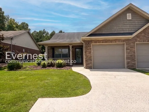 958 Colony Cir, Fort Oglethorpe, GA 30742