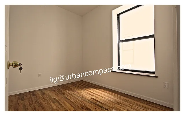 Rented by Compass | media 21