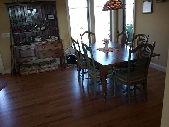 5th image of 123 Fox Squirrel Ln