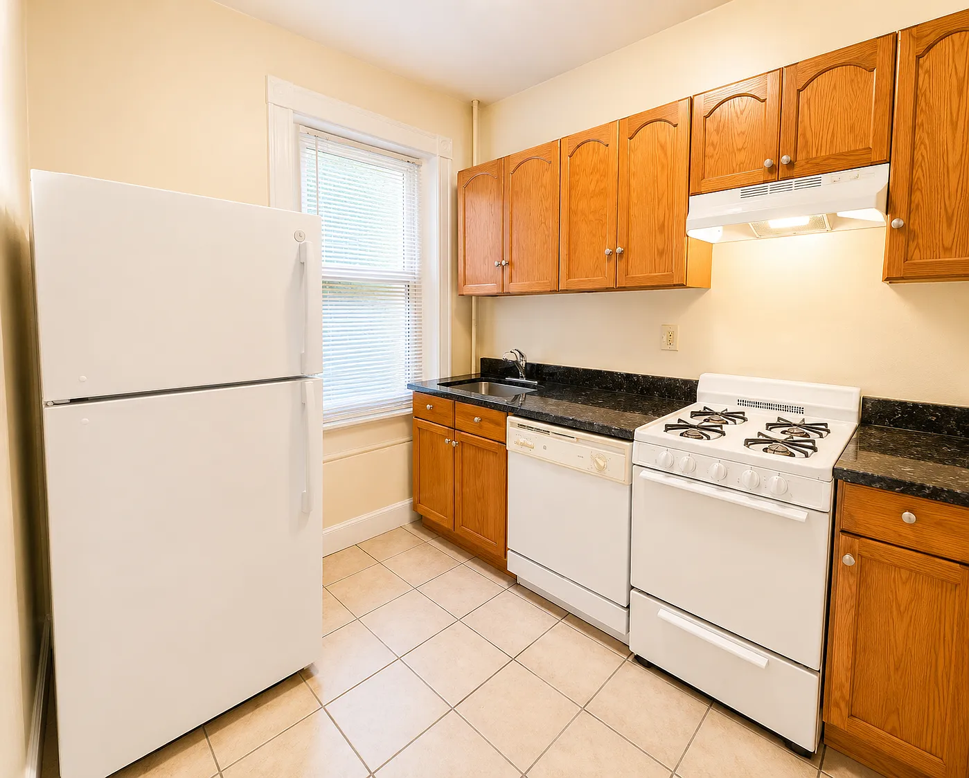 1 bed, 550 sqft, $2,595 — Photo 1
