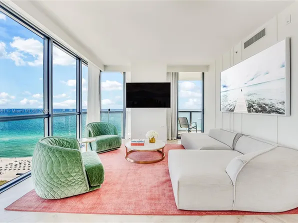 2201 Collins Ave #1429, Miami Beach, FL 33139