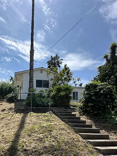 1509 Avenida De La Estrella Photo 1