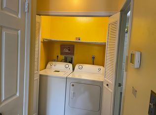 2002 Woodbridge Comns Way, Iselin, NJ 08830