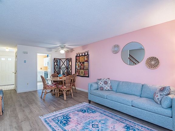 3rd image of 575 Bridge Rd Unit 8-5