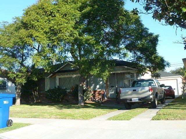 1st image of 3129 W 152nd Pl