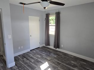 3205 NW 10th St, Gainesville, FL 32609