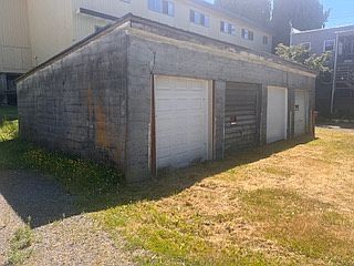 1st image of 914 Franklin St SE #2