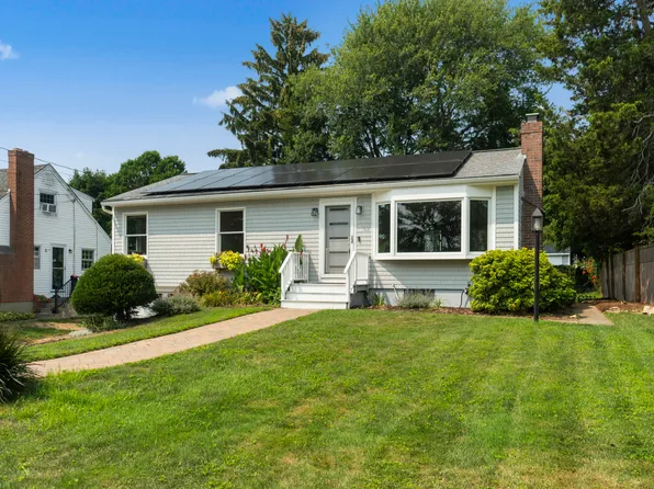 152 Old Evarts Lane, Groton, CT 06355