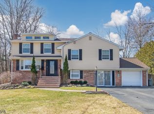 67 Magnolia Pl, Wayne, NJ 07470