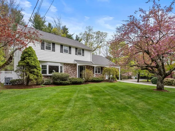 39 Grace Rd, Newton, MA 02459