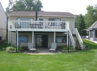3760 Cottage Grove Ave, Waterford, MI 48328