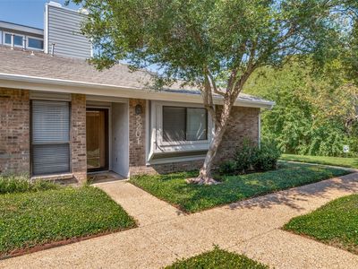 17490 Meandering Way APT 2201, Dallas, TX, 75252
