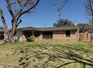 2404 William Brewster Dr, Irving, TX 75062