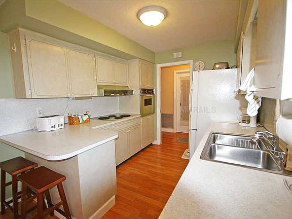 5th image of 6425 33rd Ave N