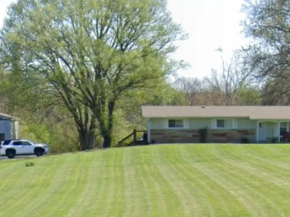 4330 N Kinser Pike