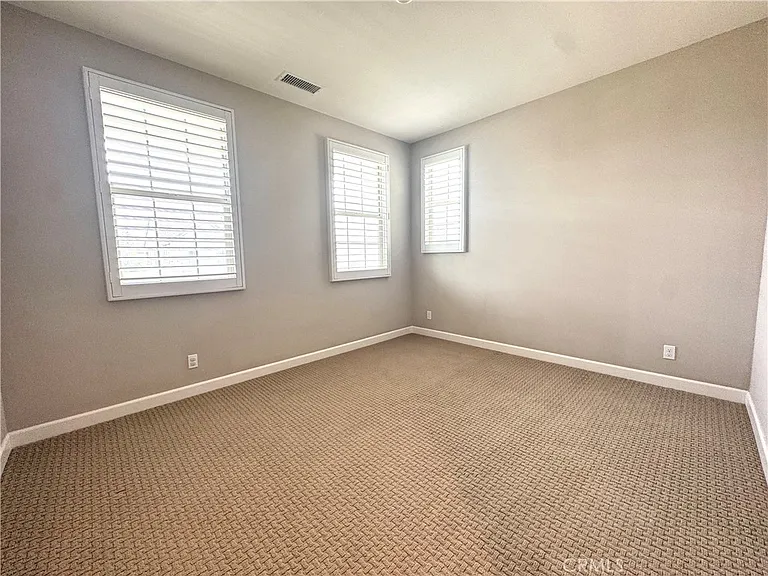 291 Barnes Rd — Photo 17