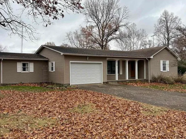 6 Valley Forge Dr, Harrisburg, IL 62946