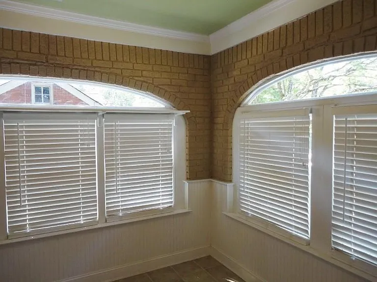 49 Leslie St NE — Photo 16