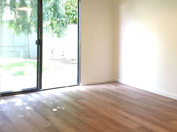 2nd image of 2536 Santa Ana Ave #6
