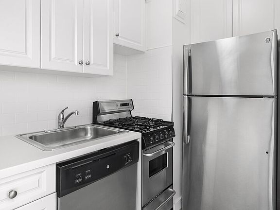 5th image of 40 Park Ave APT 5C