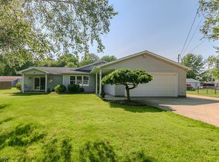 2811 Russell Rd, Ashtabula, OH 44004