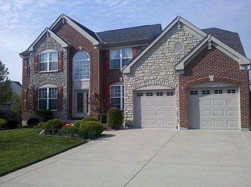 1st image of 10042 Cedarwood Dr