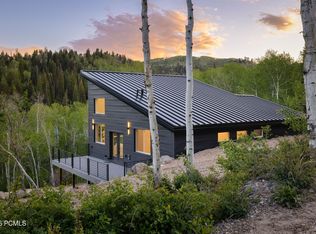 1065 W Beaver Cir, Coalville, UT 84017