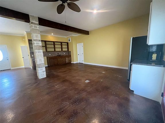 2nd image of 9500 Mayfield Ave #D