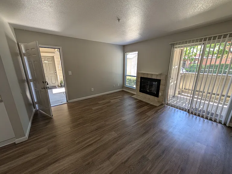 1091 G St — Photo 8