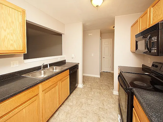 1218 Vistiana Dr — Photo 14