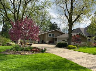 225 Herbert St, Downers Grove, IL 60515