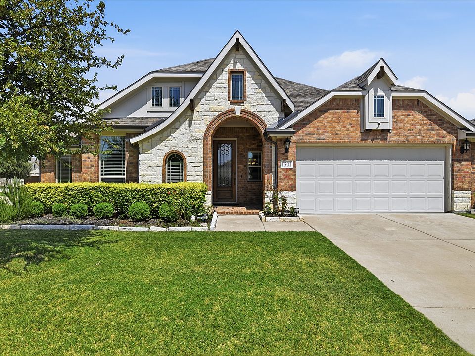 1st image of 1501 Sherwood Dr