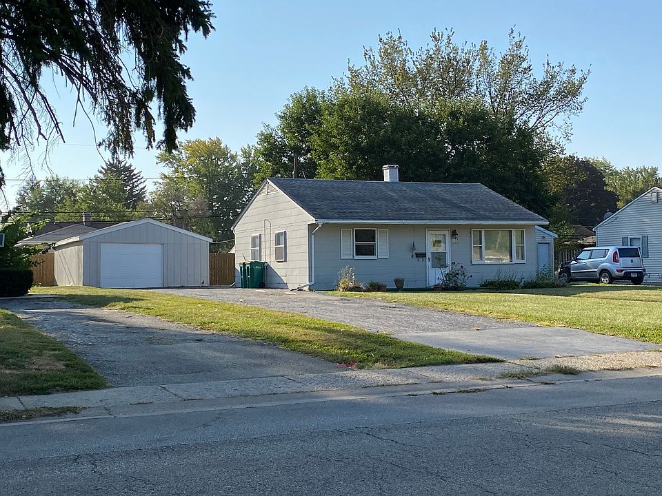 1st image of 134 S Hammes Ave