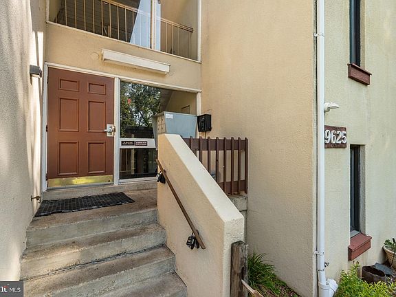 5th image of 9625 Whiteacre Rd Unit C1