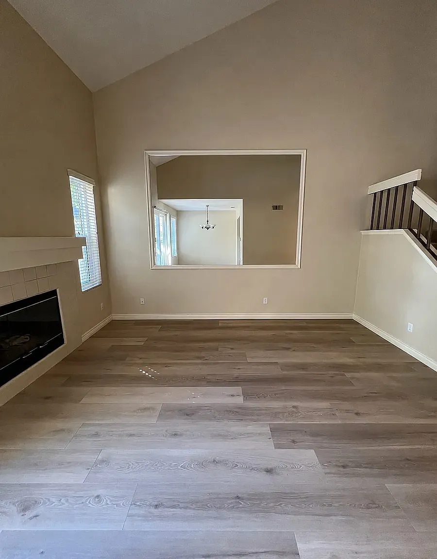 2 bed, 2.5 bath, 1250 sqft, $4,099 — Photo 2