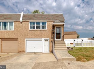 3322 Elliston Cir, Philadelphia, PA 19114