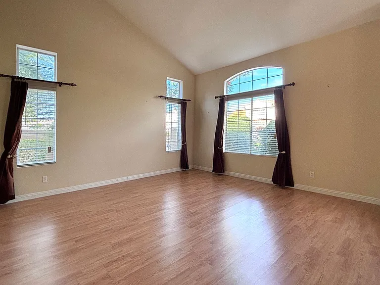 2141 Birch Gray Dr — Photo 3