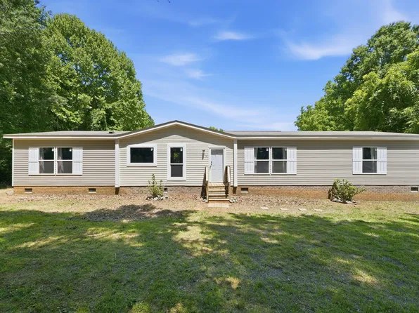163 Pittsboro St, Staley, NC 27355