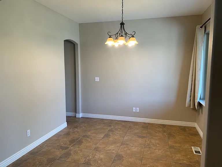 1240 S 780th St W — Photo 4