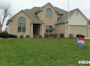 3112 Bay Tree Dr, Findlay, OH 45840