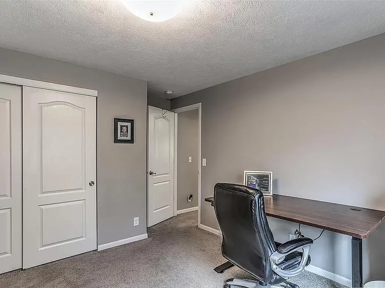 7033 S 183rd Ave — Photo 24