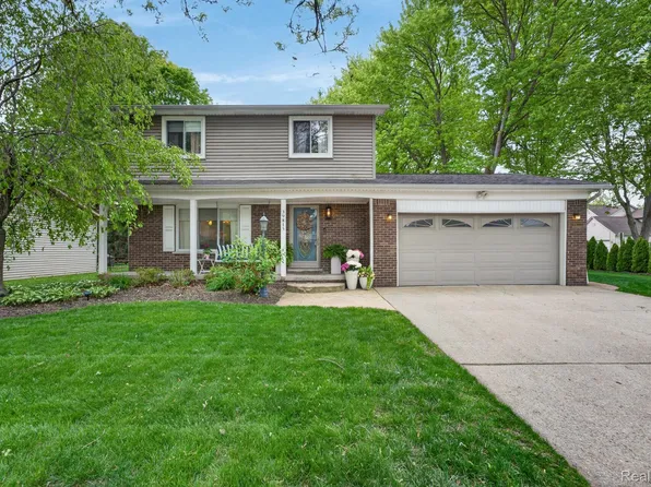 39815 Scottsdale Dr, Canton, MI 48188