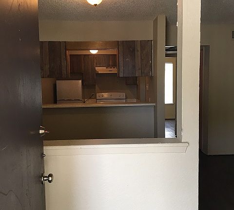 2nd image of 2600 Grim Ave APT 203