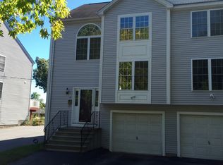 4 Hyannis Pl, Worcester, MA 01604