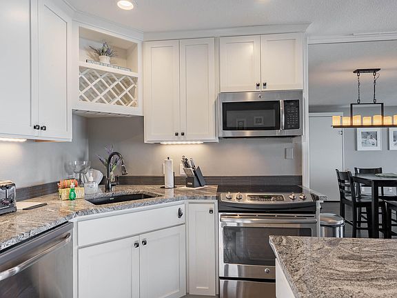 4th image of 1415 NW 31st Pl #369