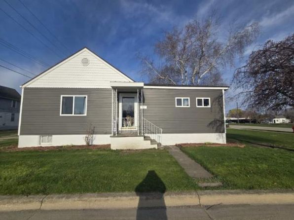 12 Mullen St, Elkton, MI 48731