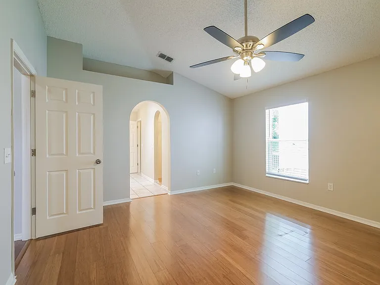 128 Oak View Pl — Photo 11