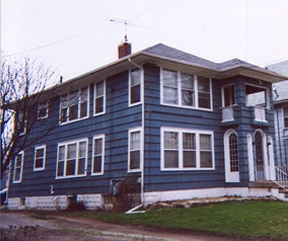 1st image of 825 Seymour Ave