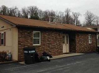 1179 Rostraver Rd, Belle Vernon, PA 15012