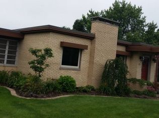 688 Manor Dr, Ebensburg, PA 15931